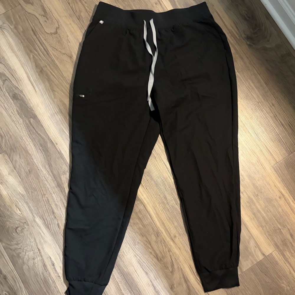 Figs Black Jogger Scrubs